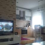 Shitet banesa 2 dhomëshe 60m2 kati 3 Kalabri (Emshir)