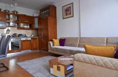 Banesë Në Shitje Pranë Parkut Të Qytetit 67 000 Euro