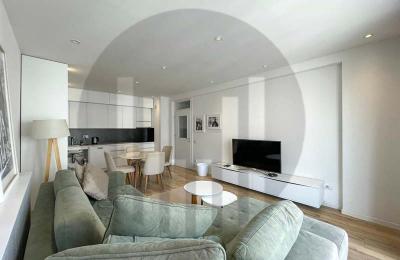 Banesë me 2 dhoma gjumi në shitje në lagjen e Muhaxherëve