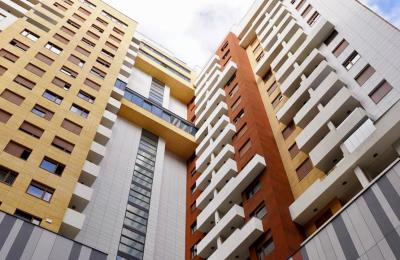 Ofrohet Zyre-Banesë Me Qera Në Lakrishte